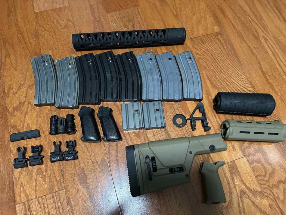 AR parts magpul, colt, troy, DD, unique, VG6, mags