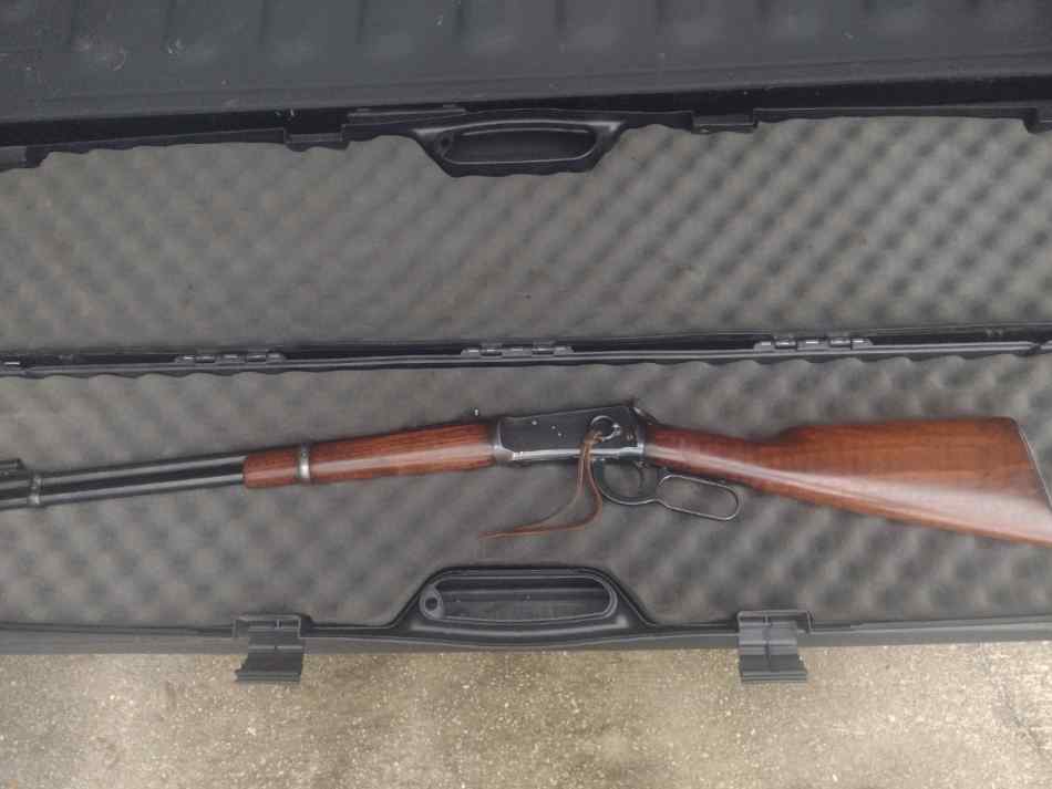 1943 Winchester 94 30 WCF saddle ring carbine 