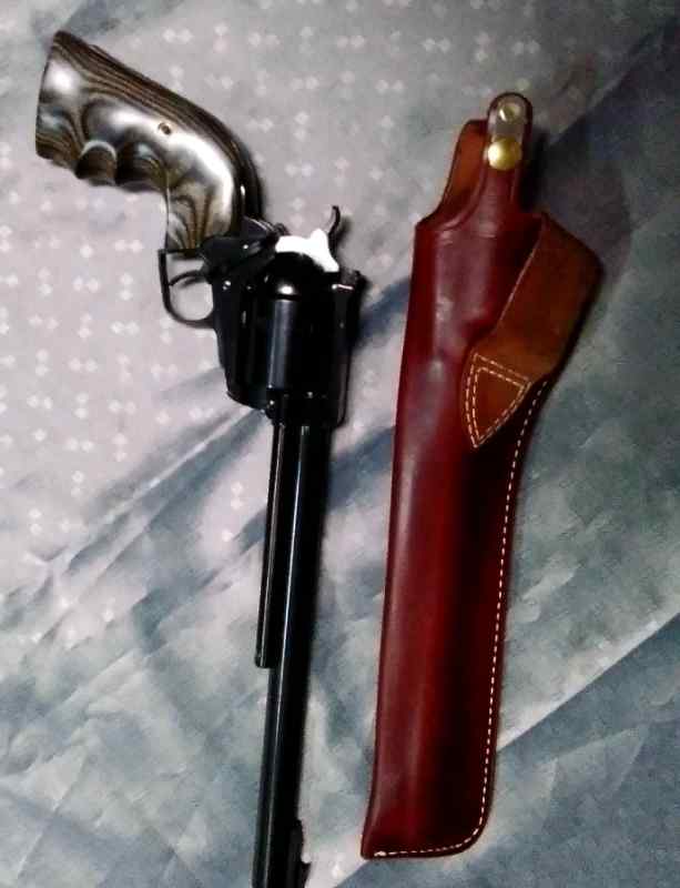 Ruger super blachawk .44/ taurus tracker .357