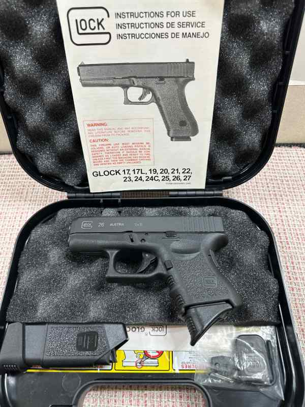 F/S F/T: Pristine Glock 26 Gen 3 W/Extras