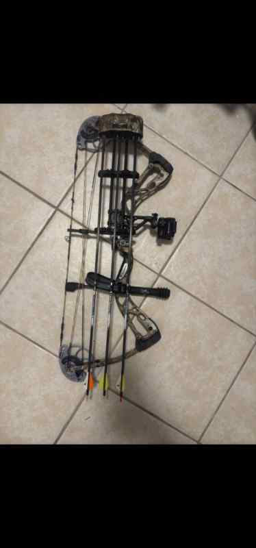 Compound bow for trade