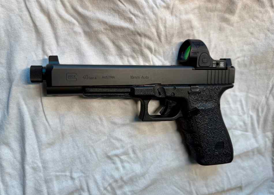 Glock 40 mos 10mm 