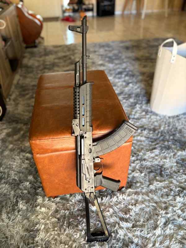 PSA AK GF3 Triangle Side Folder &amp; Grater Handguard