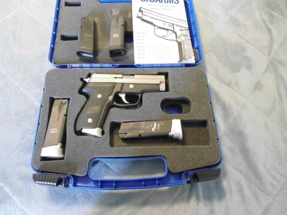 Sig Sauer  P 2229. 