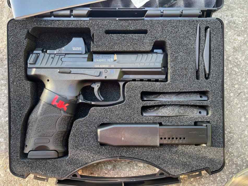 NIB HK VP9 with OEM Green Dot