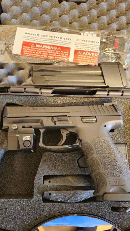 HK VP9 Night Sights, laser/light, extra 20rd mag