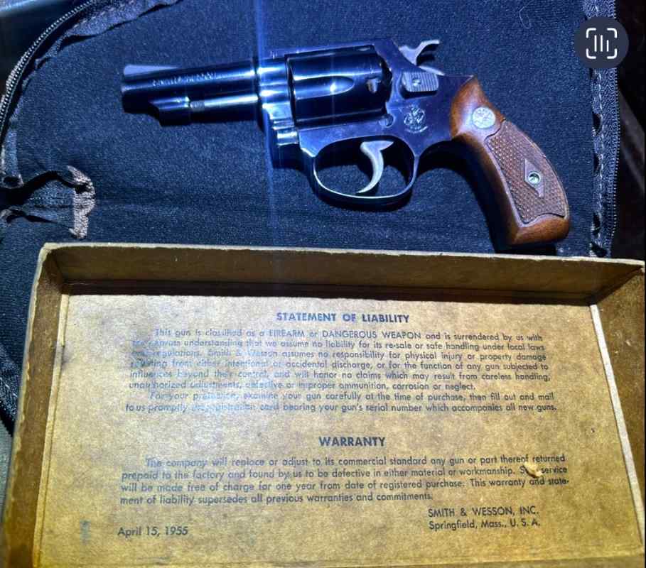 S&amp;W Model 36 Chief’s Special 3-inch, .38 