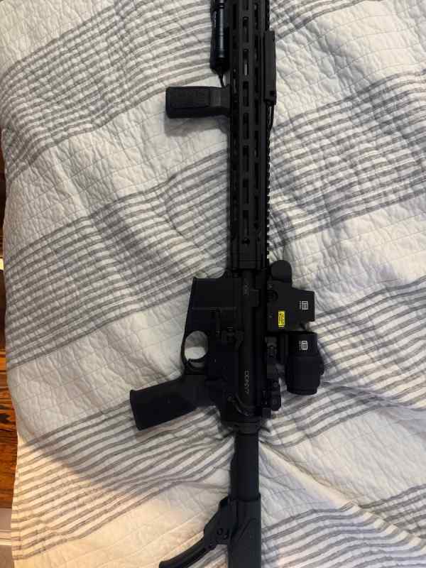 Daniel Defense/ Geissele/ Eotech