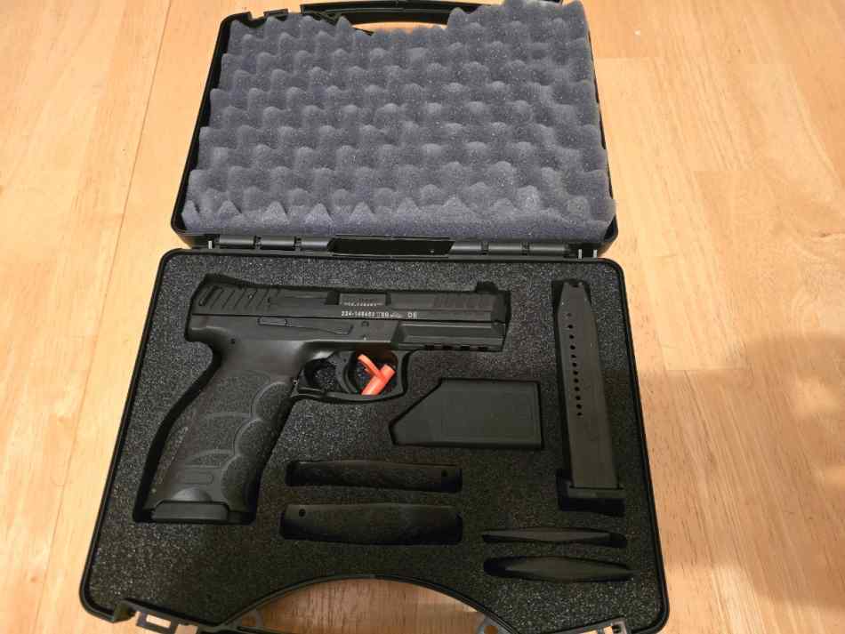 Heckler &amp; Koch VP9 9mm 2-15rd mags