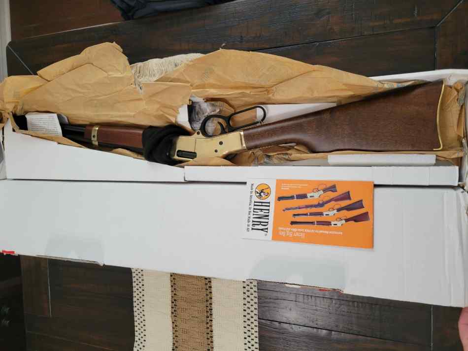 3  New guns 4 sale. Ruger 10-22 Henry Golden 