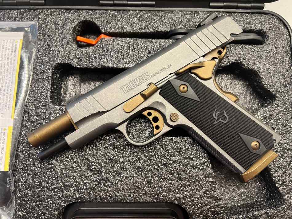 Taurus 1911 commander 45acp