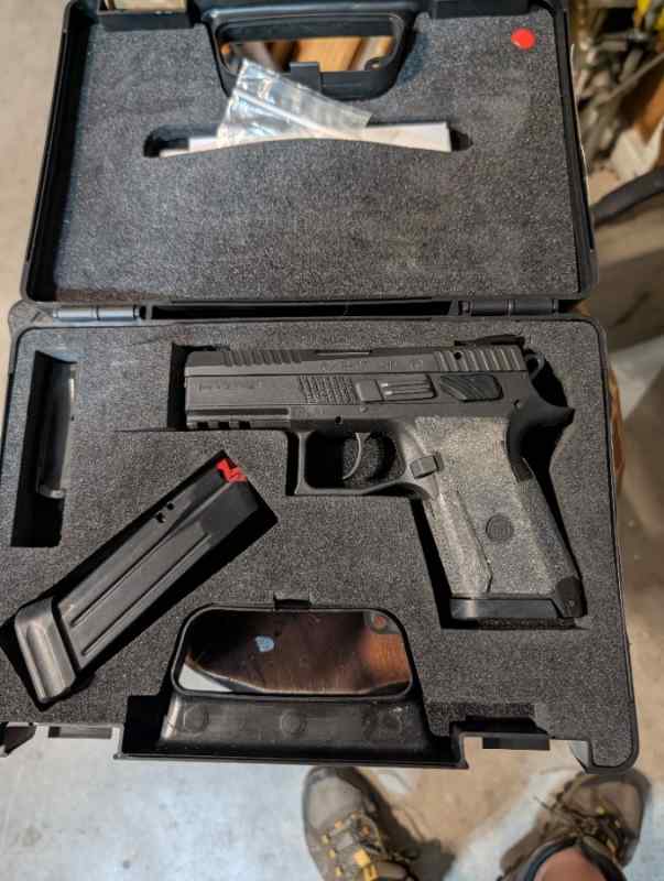 CZ PO7