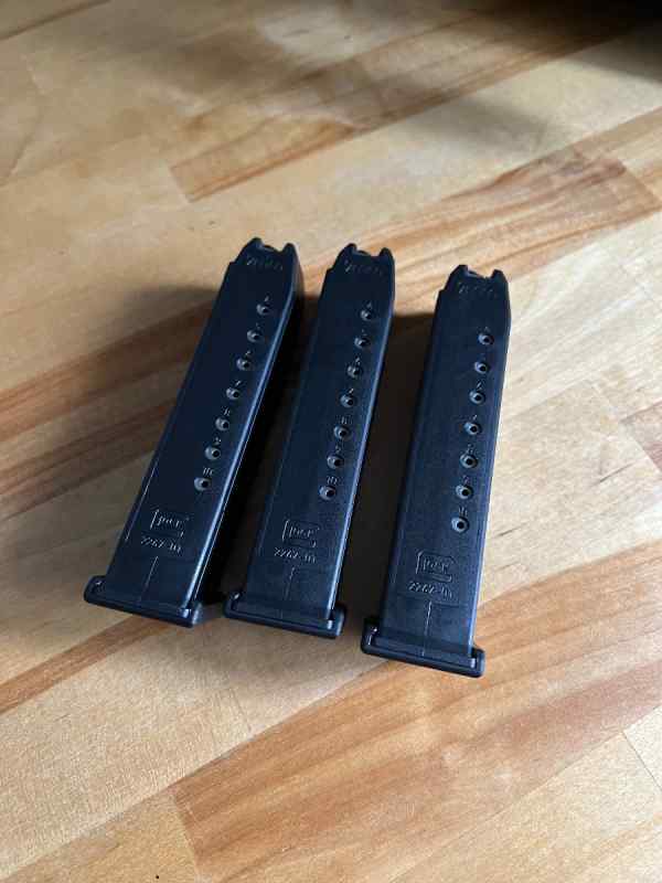 3 Pk glock 17 magazine 10 round 9mm