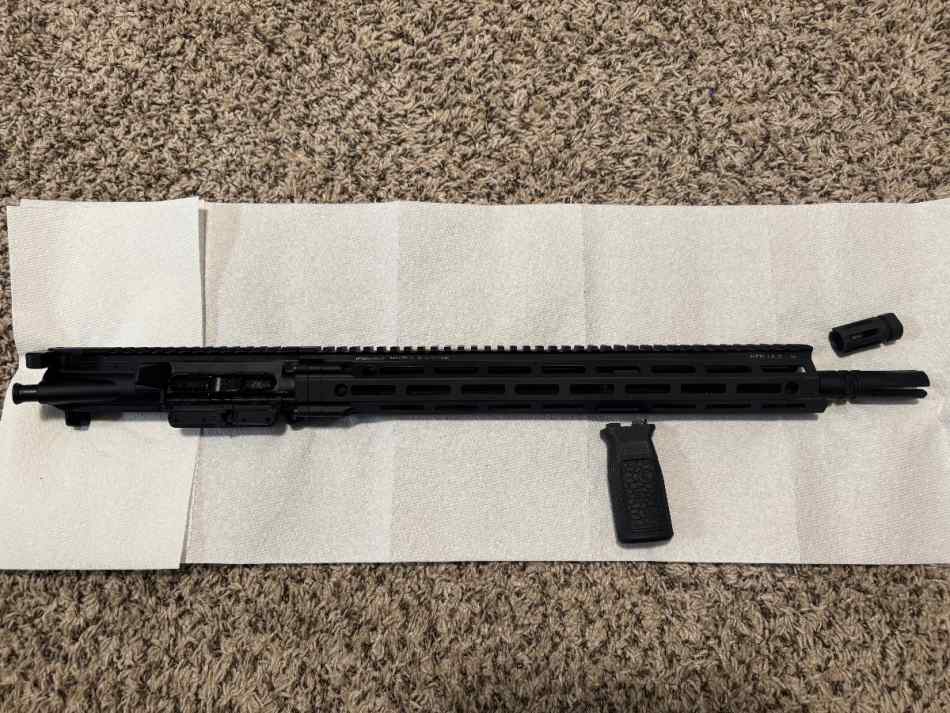 Daniel Defense DDM4V7 LW complete upper