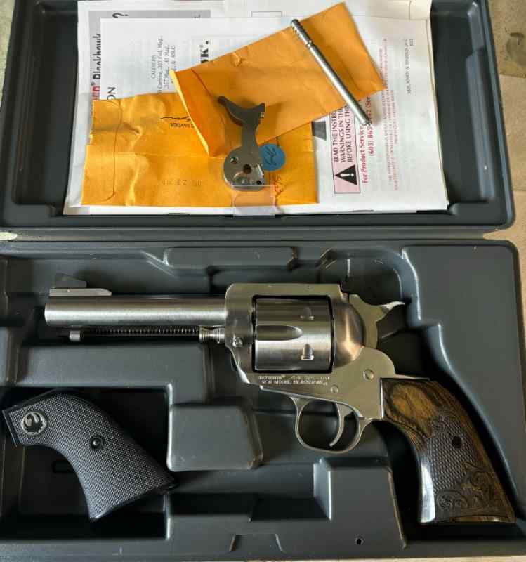 Ruger Blackhawk 44 Spl Flattop SS  ***SALE PENDING