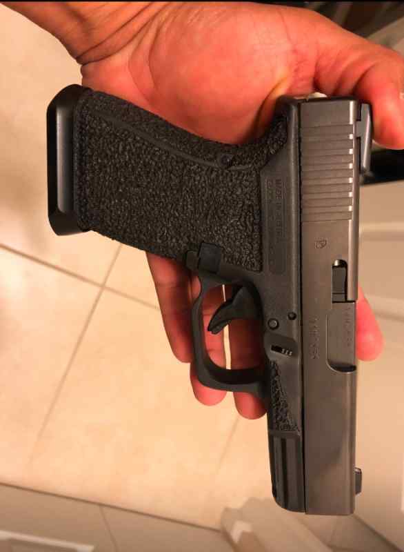 Glock 23 gen 4 with an additional lonewolf barrel 