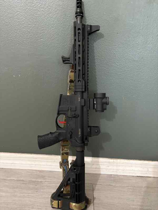 Daniel Defense DDM4V7P brand new