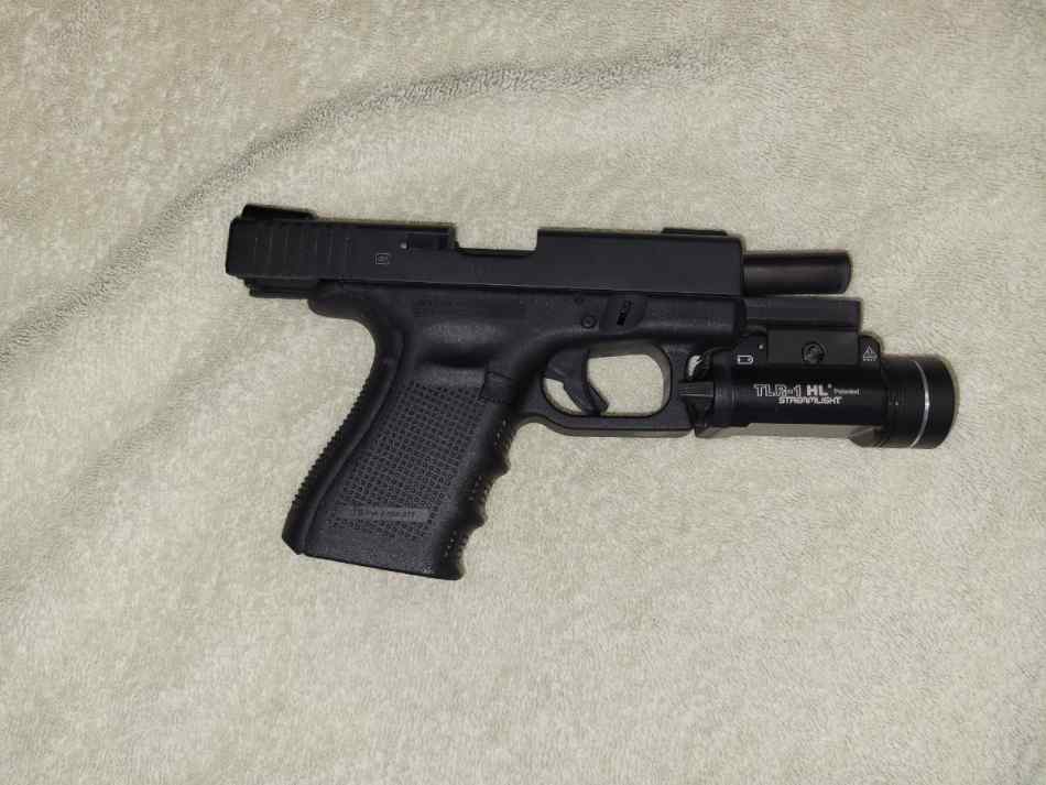 For Sale: Glock 19 Gen 3 with Streamlight TLR-1 