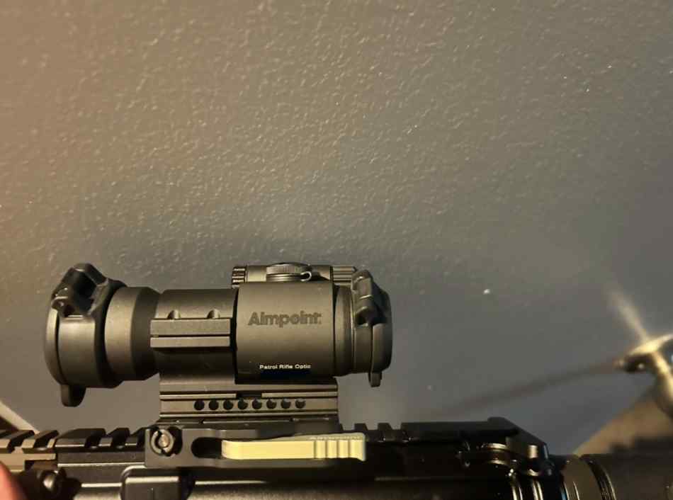 AIMPOINT PRO (QRPT2 Mount)