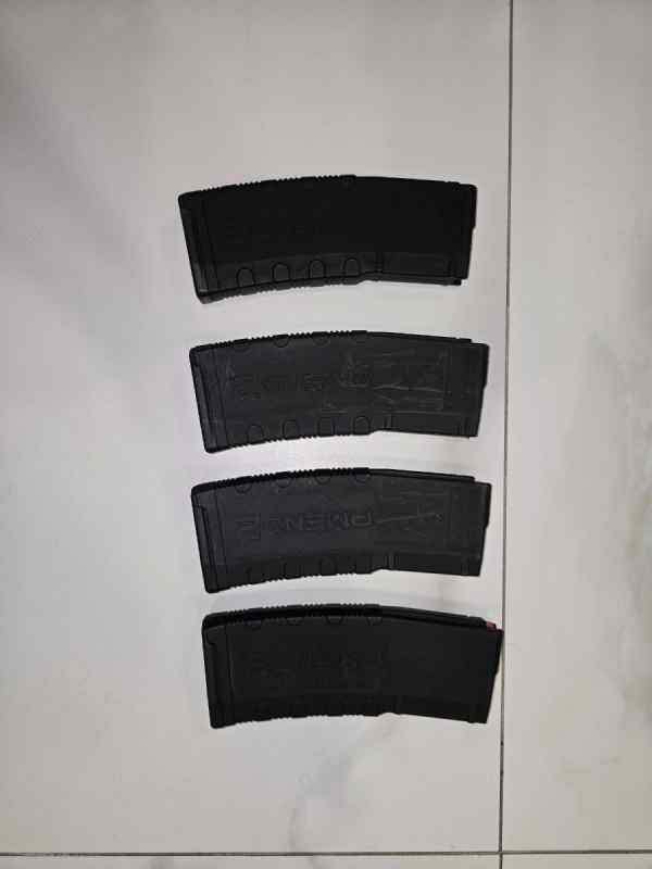 AMEND 2 AR 15 Magazine X4