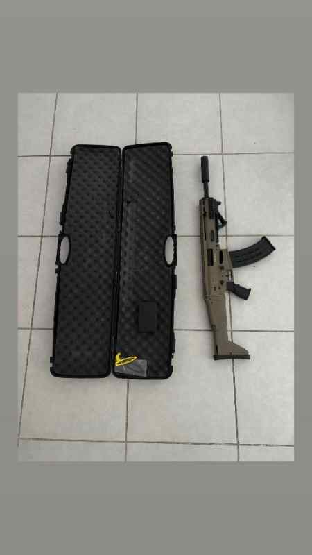 Ace, tactical 12 gauge semi automatic shotgun