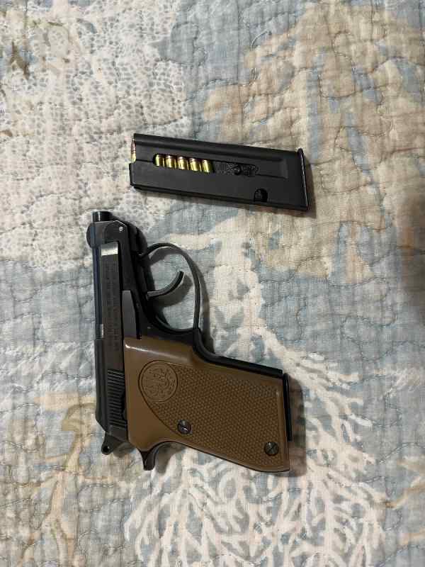 Package Deal - Glock 26s, Beretta 21A