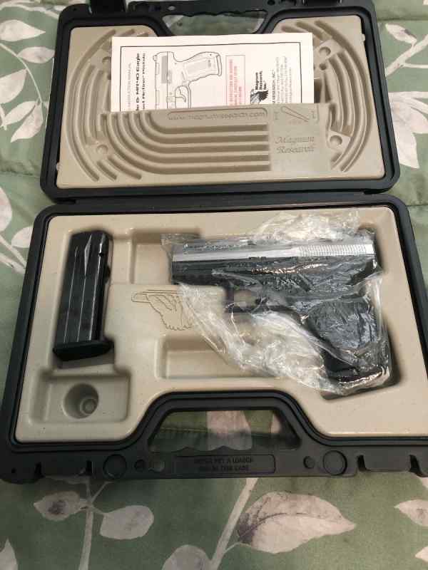 3 pistols for sale please reach out for pictures