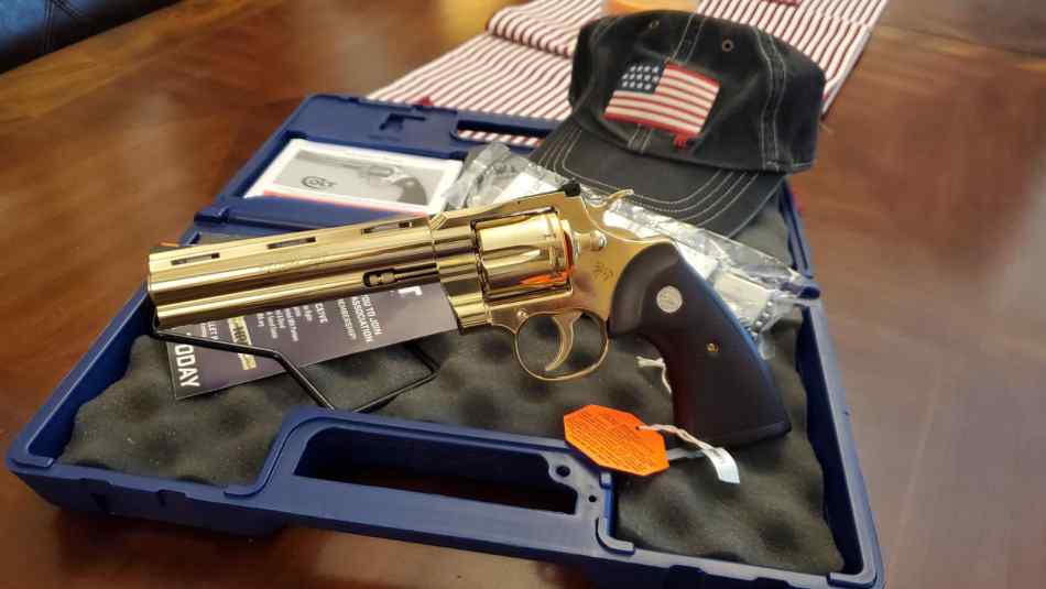 Colt Python 6&quot; 24KT Gold Plated (New)