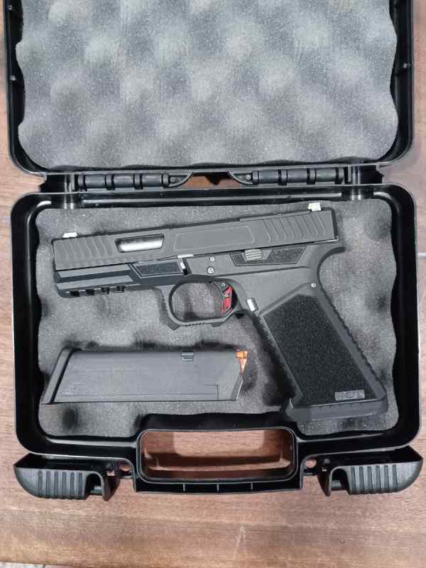 SCT Glock 17