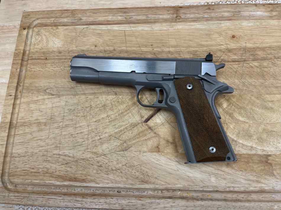 Stainless 1911 45