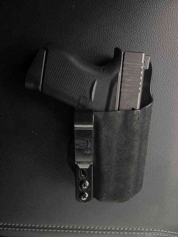 Glock 43 with g code iwb holster for Glock 19