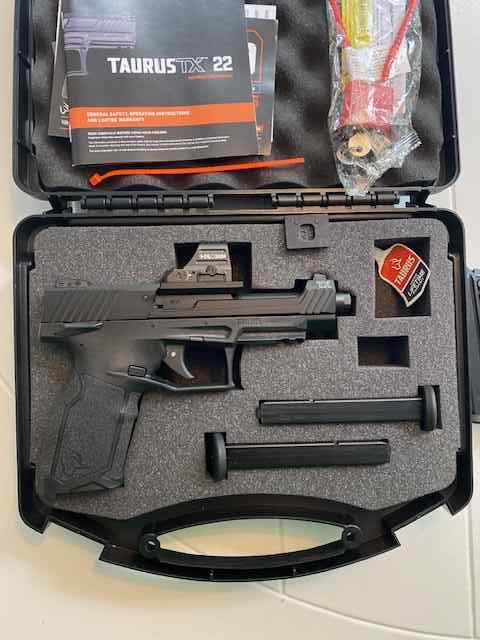 Taurus TX22 competition