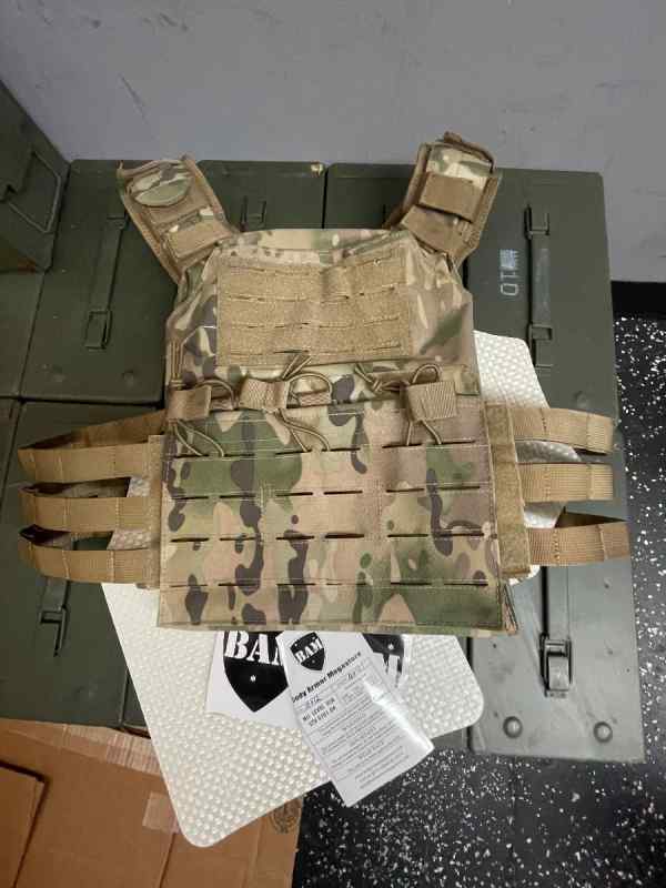 Hazard 4 Multicam PC and composite plates. 