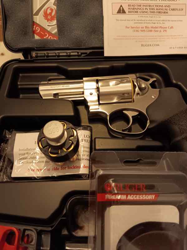 Brand New Stainless Ruger GP100 357 Mag 3&quot; Barrel 