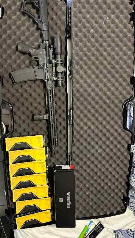 Unfired Daniel Defense DDM4V7 - with Eotech vudu