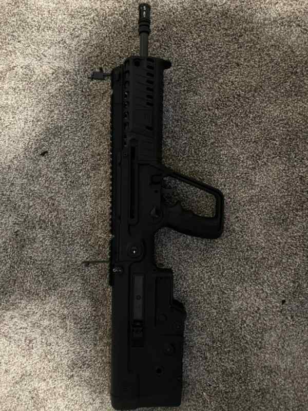 IWI TAVOR X95 FLGT.jpg