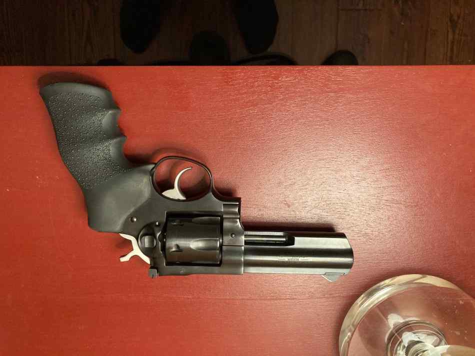 Ruger GP100 4”