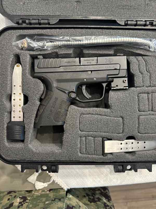 SOLD WTS Springfield XD mod 2 3in 