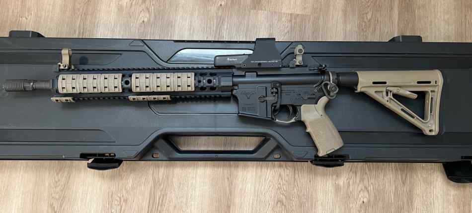 DoubleStar AR15 with Extras