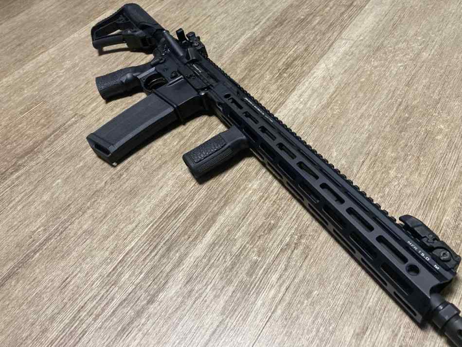 Ddm4v7 Daniel defense w/ Geissele trigger 