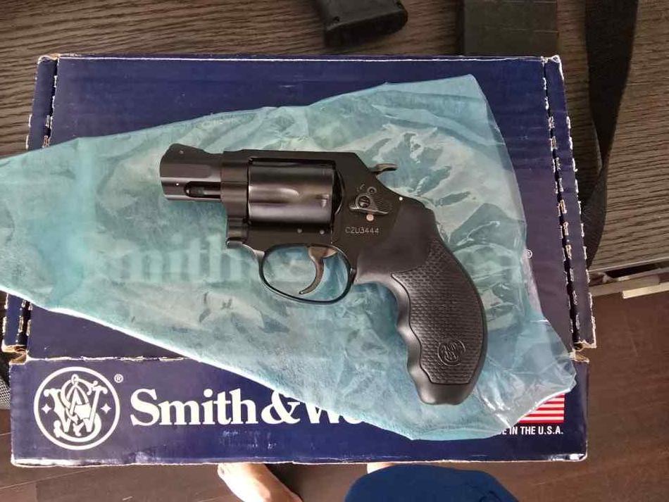 Smith and Wesson .38 360J scandium airweight