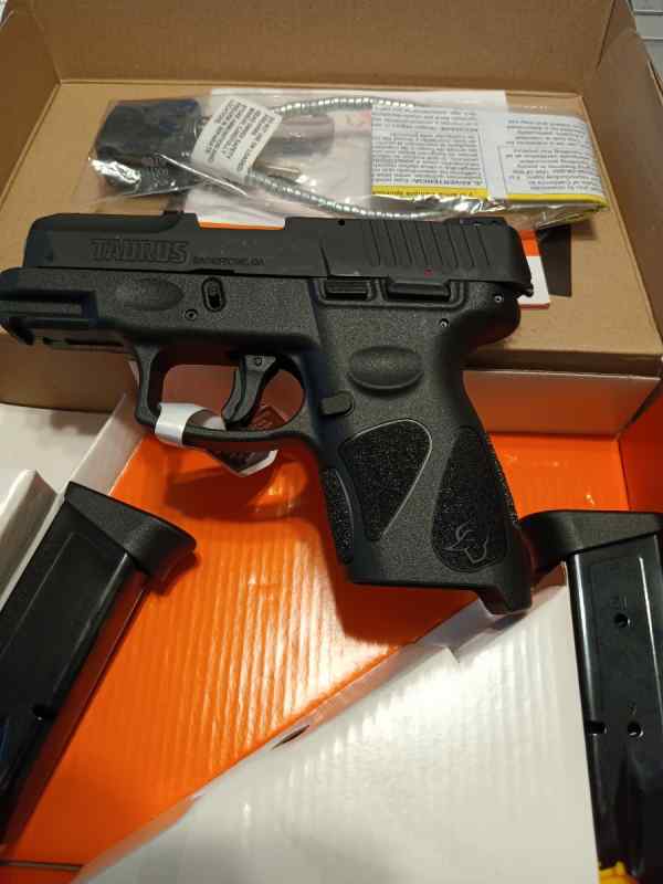 NEW TAURUS G2C 9MM PISTOL