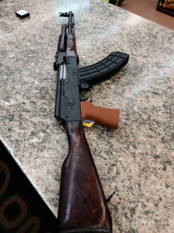 sar 1 ak-47