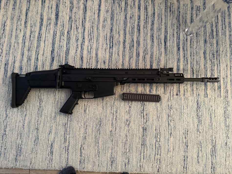 Scar 17 