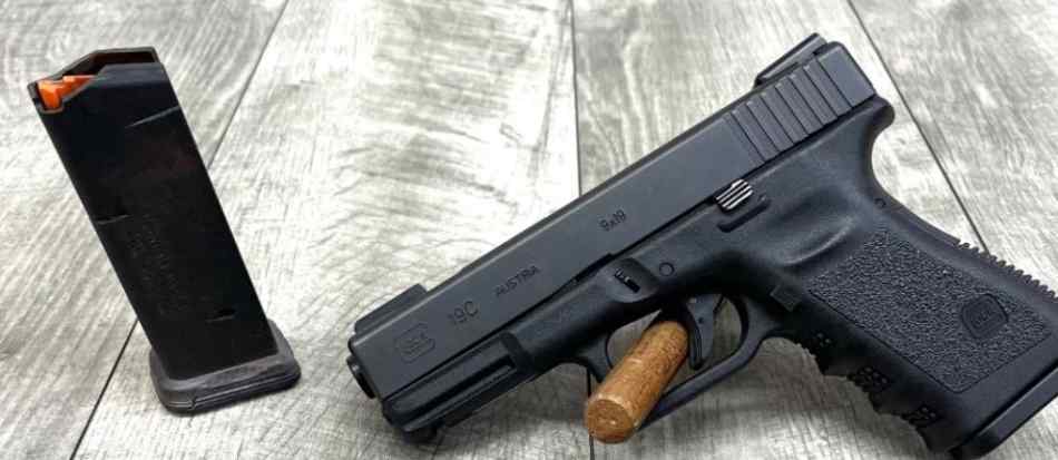 Glock 19C