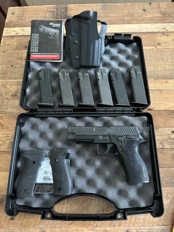 Sig Sauer P226 MK25