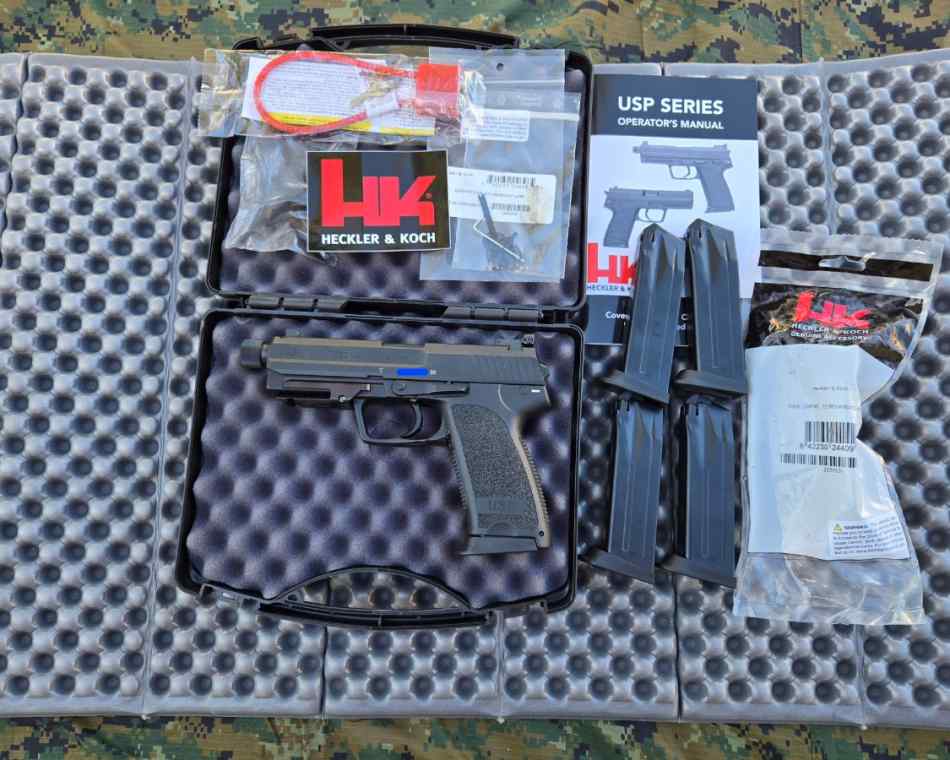 USP 45 Tactical with extras