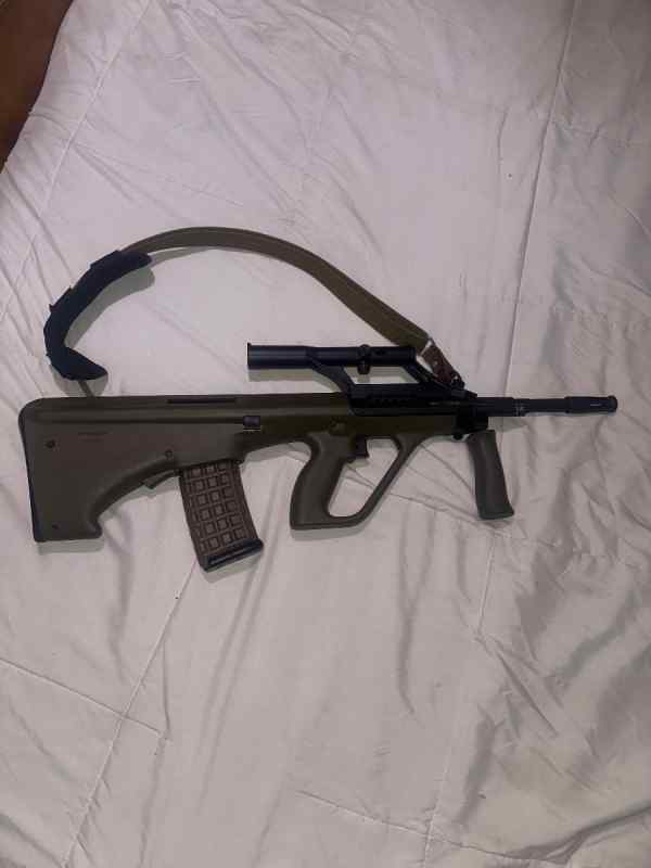 Steyr Aug