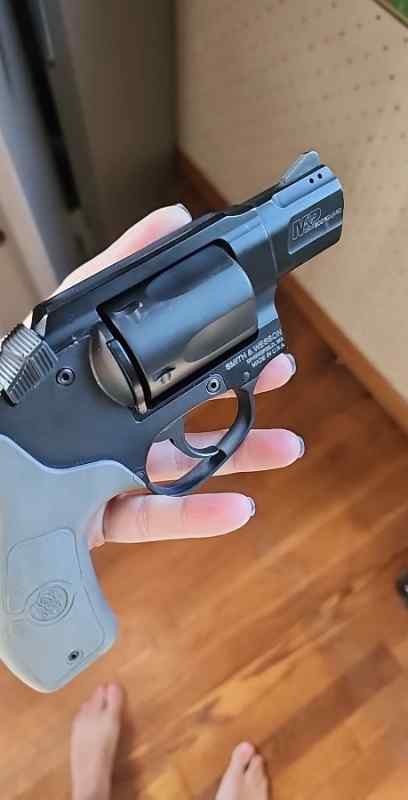 S&amp;W Bodyguard 38 + P