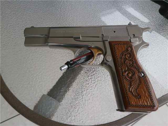 BROWNING HI-POWER 9 MM NICKEL.2.jpg